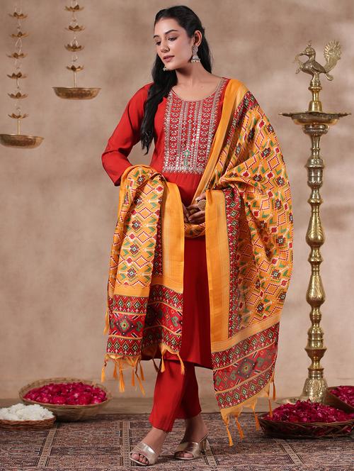 red three quarter sleeve kurta pant set - 20419126 - Very Small Image - 1