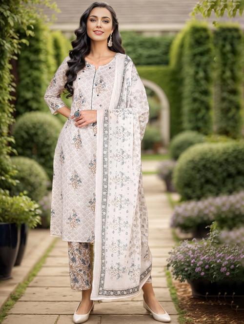off white three quarter sleeve suit set - 20420494 - Very Small Image - 1