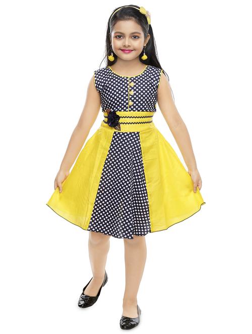 girls round neck printed frock - 20456064 - Very Small Image - 1