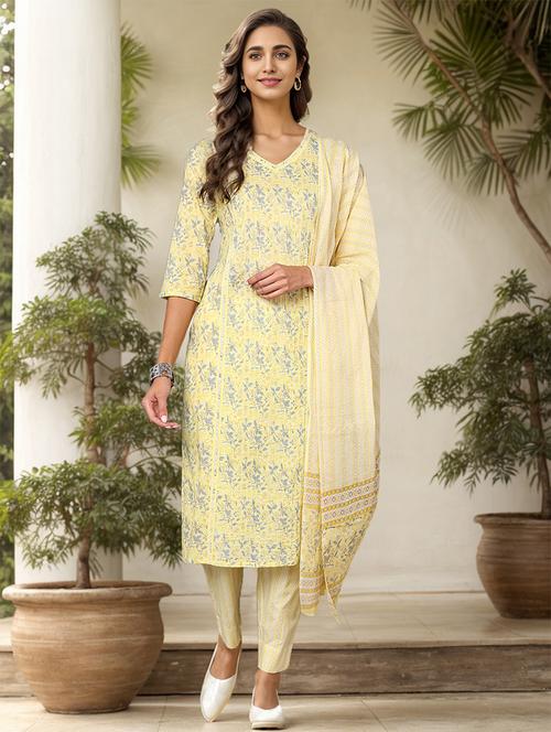 yellow kurta pant set with dupatta - 20469020 - Very Small Image - 1