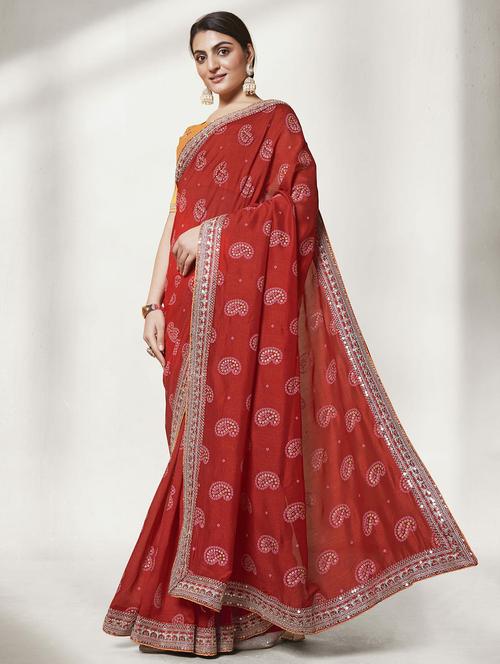 women red bandhani printed saree with blouse - 20559162 - Very Small Image - 1