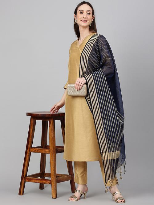 gold three quarter sleeve kurta pant set - 20594302 - Very Small Image - 1