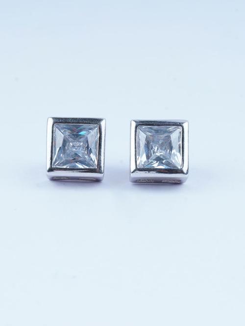 silver square shaped stud earring - 20595605 - Very Small Image - 1