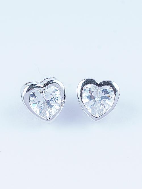 silver hearted shaped stud earring - 20595608 - Very Small Image - 1