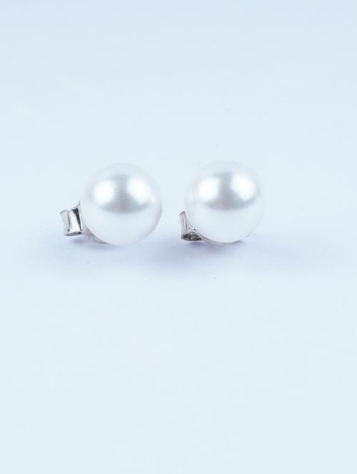 silver studs earring - 20595690 - Very Small Image - 1