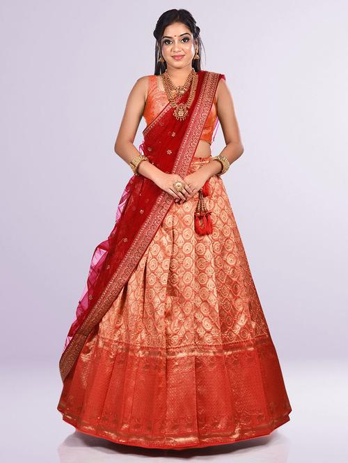 women self design semi stitched lehenga - 20603339 - Very Small Image - 1