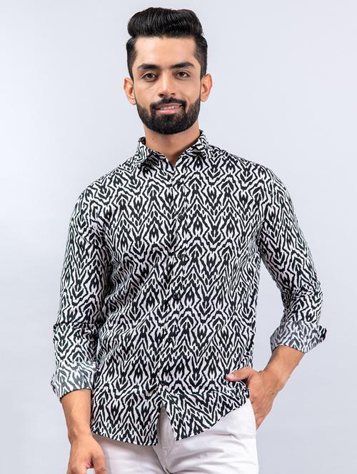men white printed casual shirt - 20606782 - Very Small Image - 1