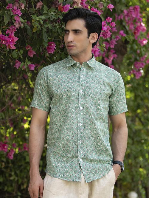 men short sleeve collared casual shirt - 20606973 - Very Small Image - 1