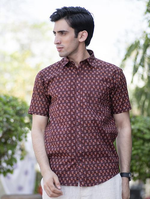 men short sleeve collared casual shirt - 20606976 - Very Small Image - 1