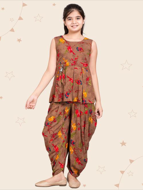 girls floral printed kurta patiyala salwar set - 20622786 - Very Small Image - 1