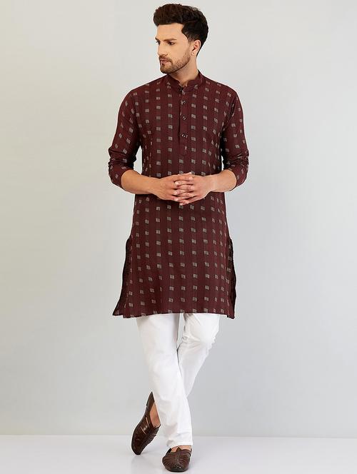 men maroon & white self design kurta pyjama set - 20624740 - Very Small Image - 1