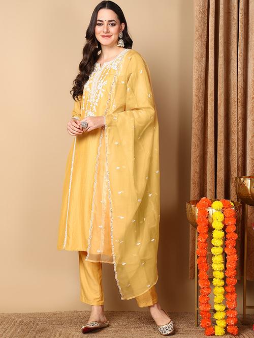 women yellow notch neck kurta pant set with dupatta - 20646849 - Very Small Image - 1