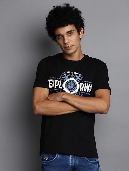 men chest print short sleeve t-shirt - 20672861 - Very Small Image - 1