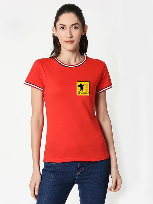 red placement print detailed round neck t-shirt - 20720928 - Very Small Image - 1