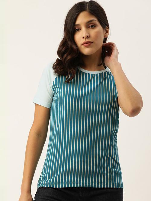 women all over print short sleeves t-shirt - 20721551 - Very Small Image - 1