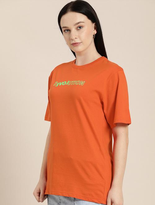 orange round neck t-shirt - 20721751 - Very Small Image - 1