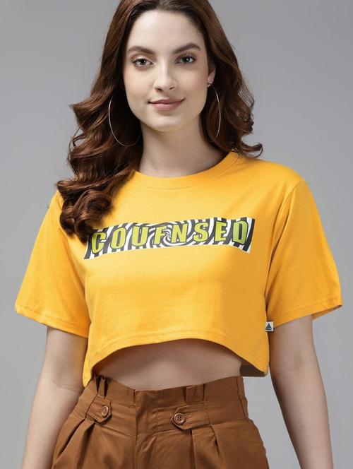 yellow chest print round neck crop t-shirt - 20722534 - Very Small Image - 1