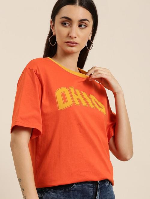 orange chest print oversized round neck t-shirt - 20722664 - Very Small Image - 1