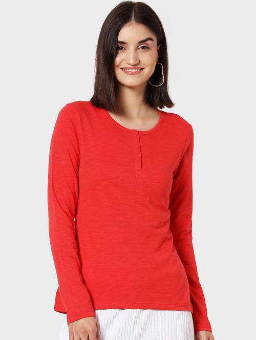 solid red button detailed long sleeves round neck t-shirt - 20722876 - Very Small Image - 1