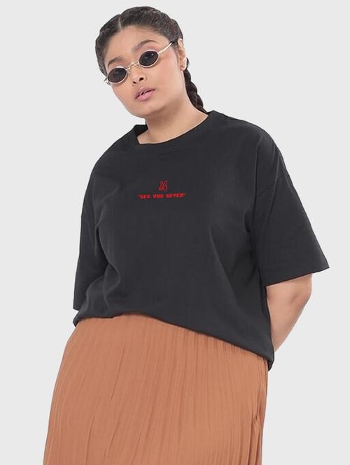 black graphic print plus size t-shirt - 20723056 - Very Small Image - 1