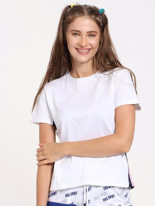 women round neck color block t-shirt - 20723201 - Very Small Image - 1