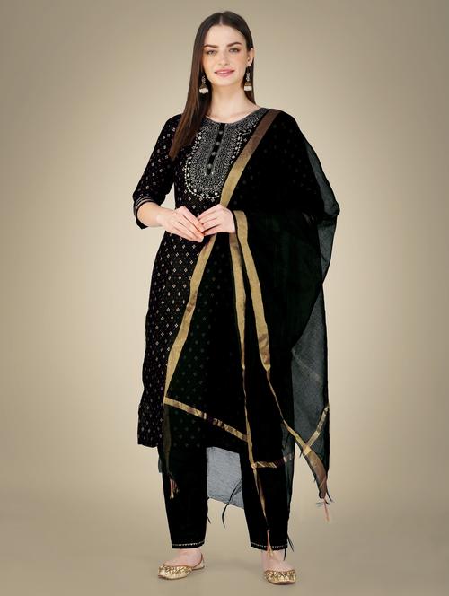 women black round neck kurta pant set with dupatta - 20728811 - Very Small Image - 1