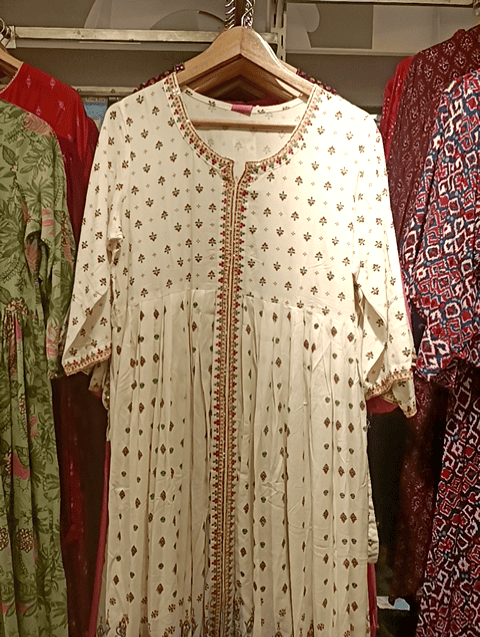 assorted rayon ethnic dress - 20729207 - Very Small Image - 1