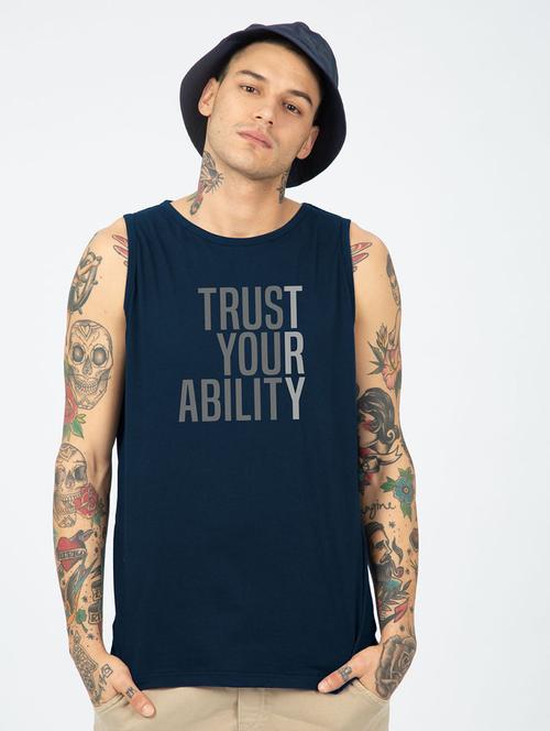 man typographic sleeveless vest - 20744619 - Very Small Image - 1