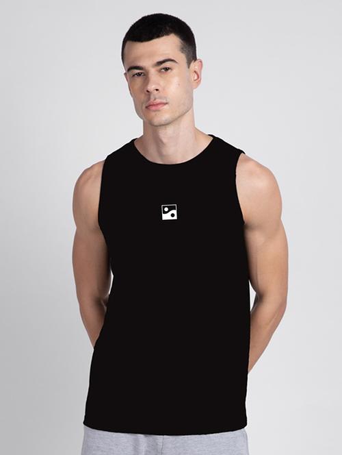 man printed sleeveless vest - 20745011 - Very Small Image - 1