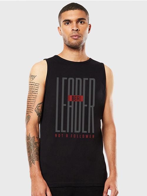 man typographic sleeveless vest - 20745025 - Very Small Image - 1