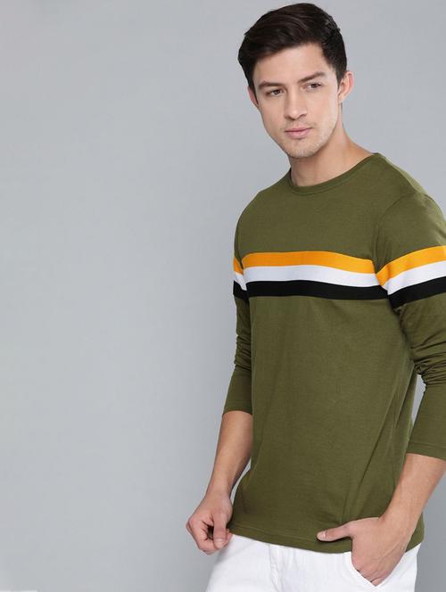 men green color block round neck regular t-shirt - 20746822 - Very Small Image - 1