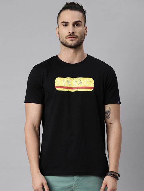 black chest print round neck t-shirt - 20747955 - Very Small Image - 1
