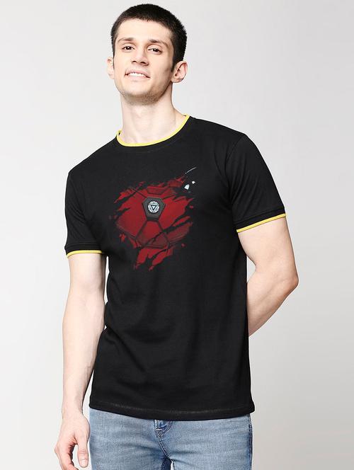 men round neck chest print t-shirt - 20751861 - Very Small Image - 1