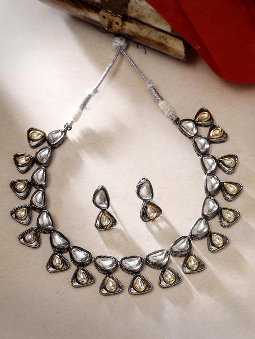 dual tone rhodium-plated kundan stone studded jewellery set - 20766432 - Very Small Image - 1