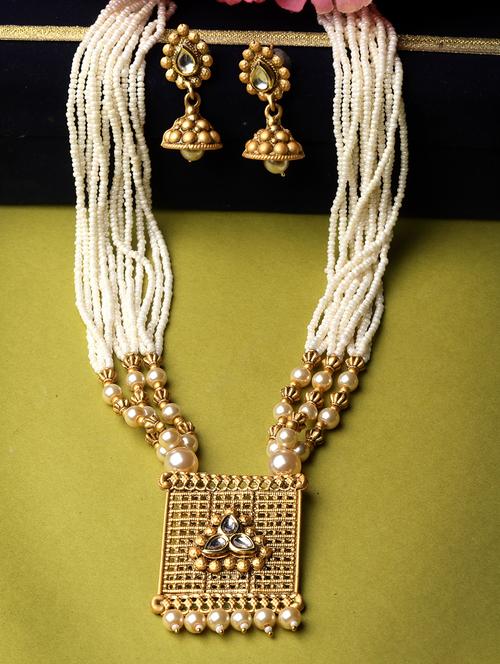 gold metal necklace and earring - 20766478 - Very Small Image - 1