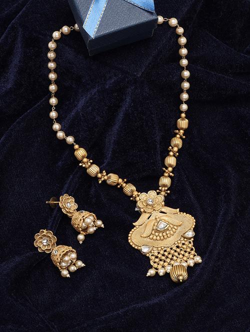 gold metal necklace and earring - 20766522 - Very Small Image - 1