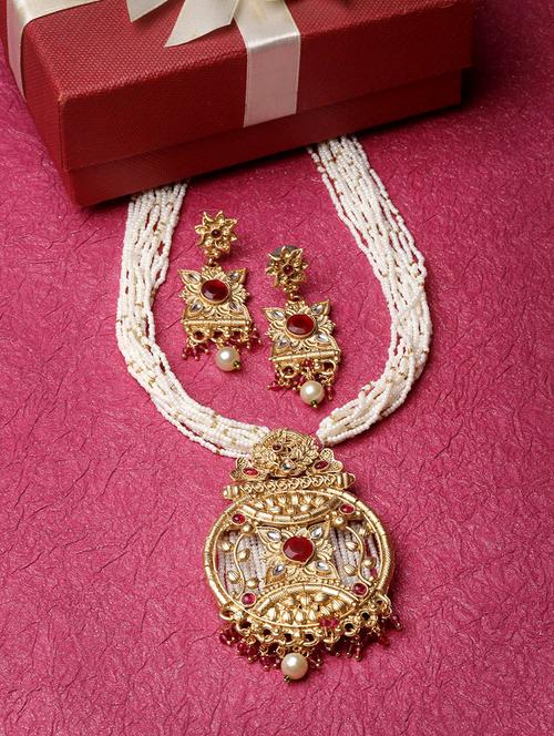 gold-plated stone-studded & pearl-beaded handcrafted jewellery set - 20766627 - Very Small Image - 1