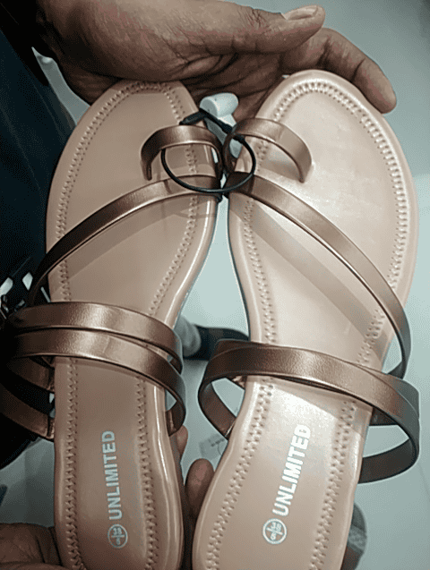 copper pu (polyurethane) flip flops - 20777430 - Very Small Image - 1