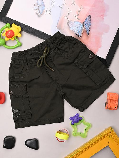 green solids cotton shorts - 20801746 - Very Small Image - 1