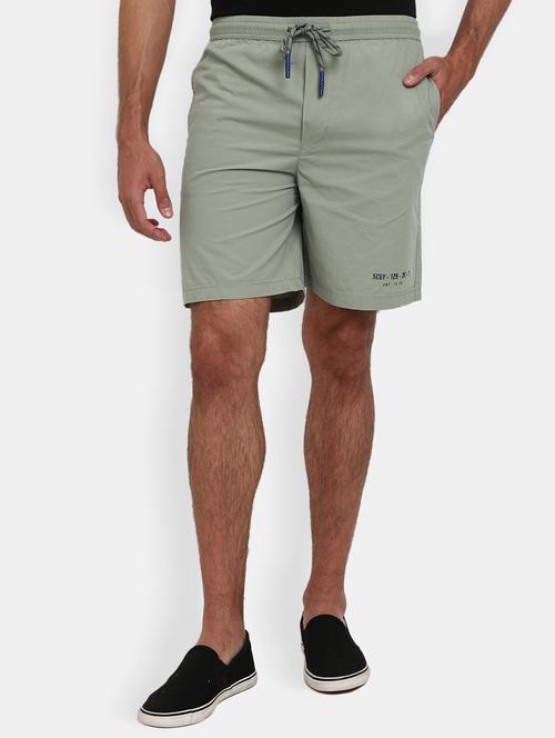 men mid rise placement printed shorts - 20813027 - Very Small Image - 1