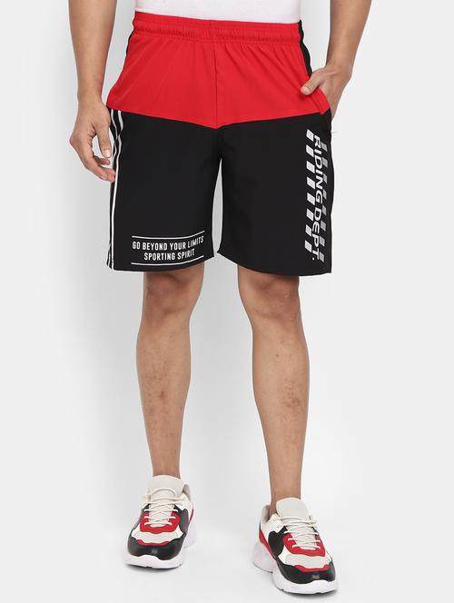 men color blocked mid rise short - 20813078 - Very Small Image - 1
