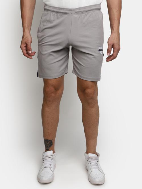 men mid rise color block shorts - 20813356 - Very Small Image - 1