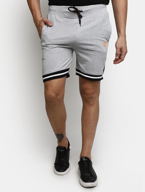 men mid rise cotton shorts - 20813455 - Very Small Image - 1