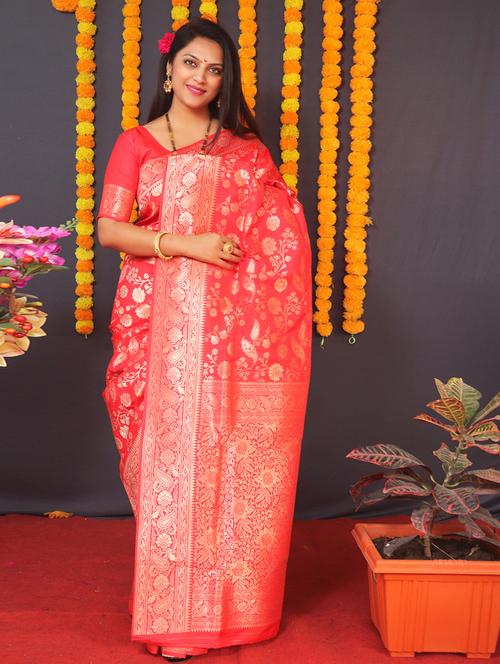 red self design banarasi saree - 20821468 - Very Small Image - 1