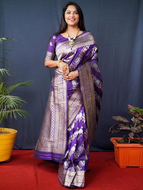 women purple self design banarasi saree with blouse - 20821858 - Very Small Image - 1