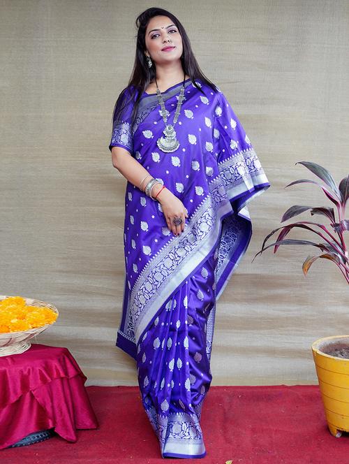 blue self design kanjivaram saree with blouse - 20821874 - Very Small Image - 1