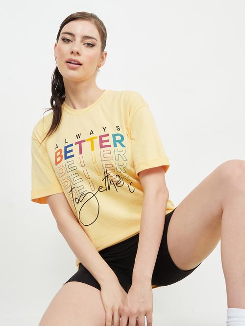 yellow cotton typographic t-shirt - 20845913 - Very Small Image - 1