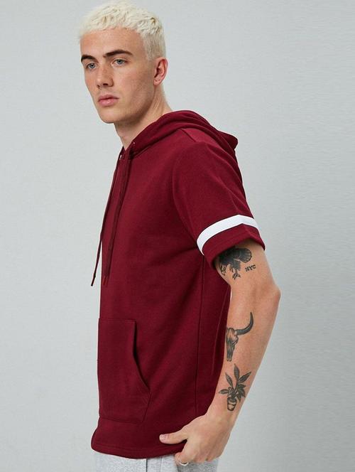 maroon cotton plain tshirt - 20850911 - Very Small Image - 1