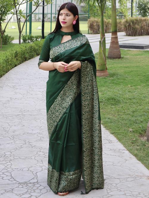 women green solid bordered saree with blouse - 20851861 - Very Small Image - 1