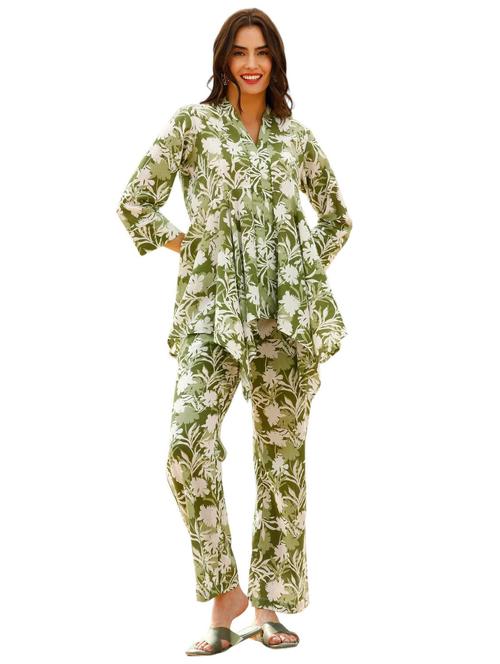 women green v neck co-ord sets - 20852098 - Very Small Image - 1
